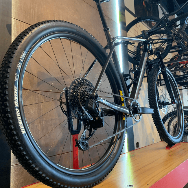 Bicicleta Orbea Alma M11 Aro 29 GX AXS 12v Grafite e Preto - Seminova