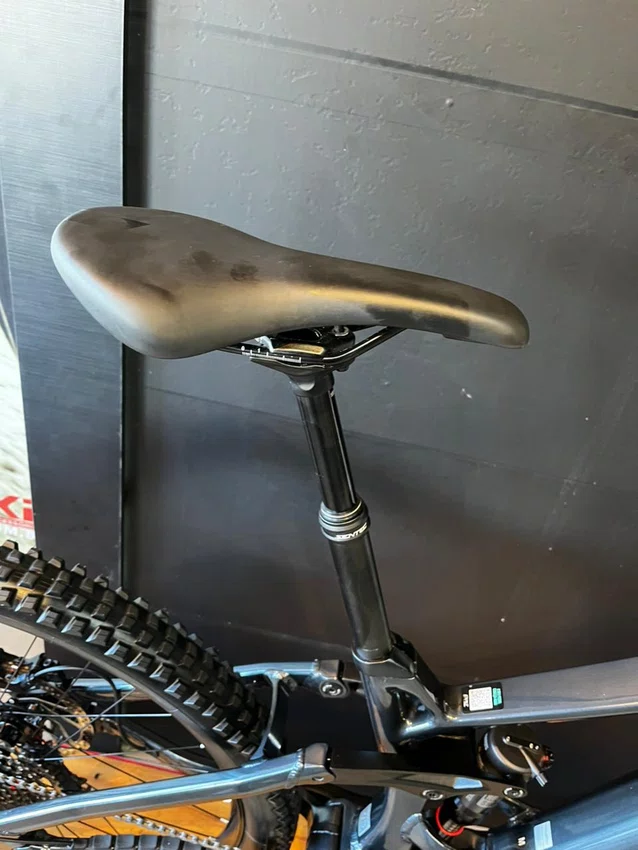 Bicicleta Sense Exalt E- trail Shimano Deore A29 11v Preta /Cinza Seminova
