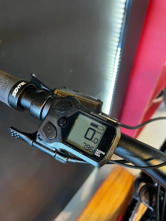 Bicicleta Sense Exalt E- trail Shimano Deore A29 11v Preta /Cinza Seminova