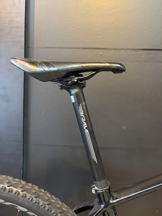 Bicicleta seminova a29 soul sl329 shimano alivio 18v t-17 azul/preto/verde