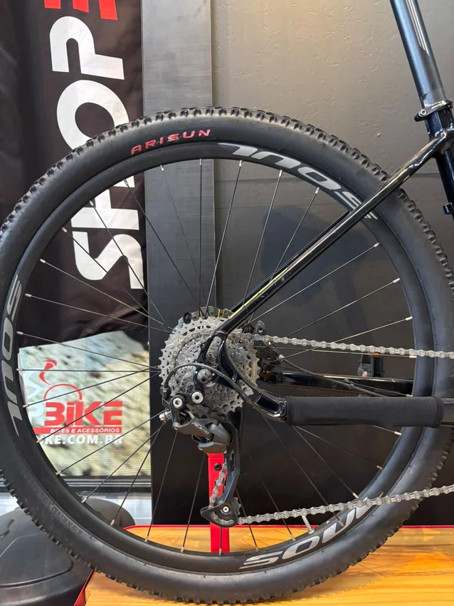 Bicicleta seminova a29 soul sl329 shimano alivio 18v t-17 azul/preto/verde