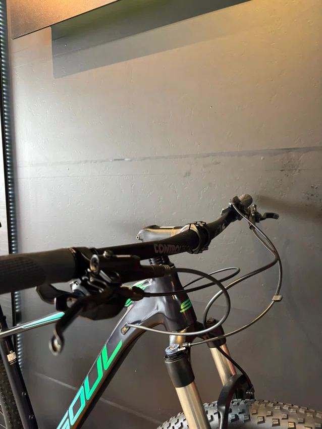 Bicicleta seminova a29 soul sl529 sram nx 12v t-17 preta/verde