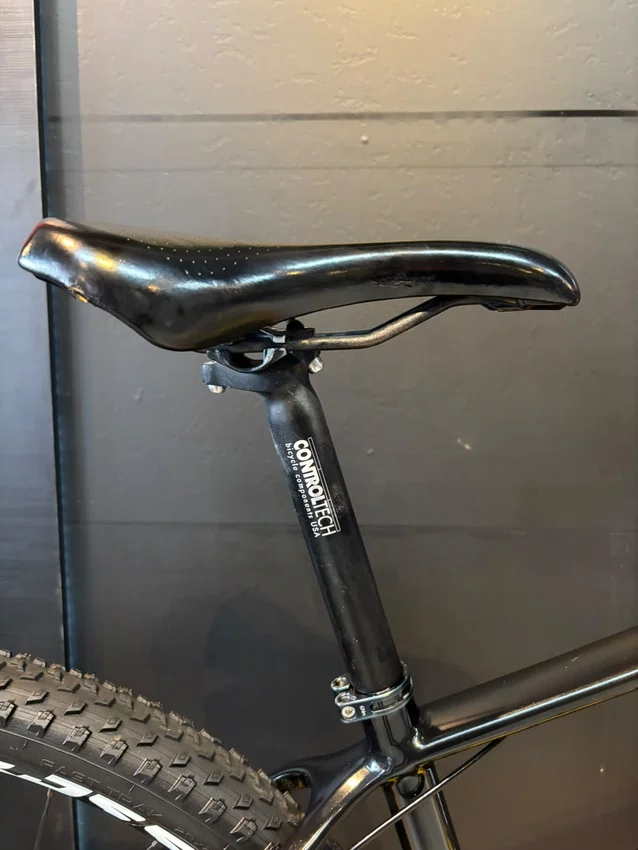 Bicicleta seminova a29 soul sl829 sram nx 12v t-17 preto/amarelo