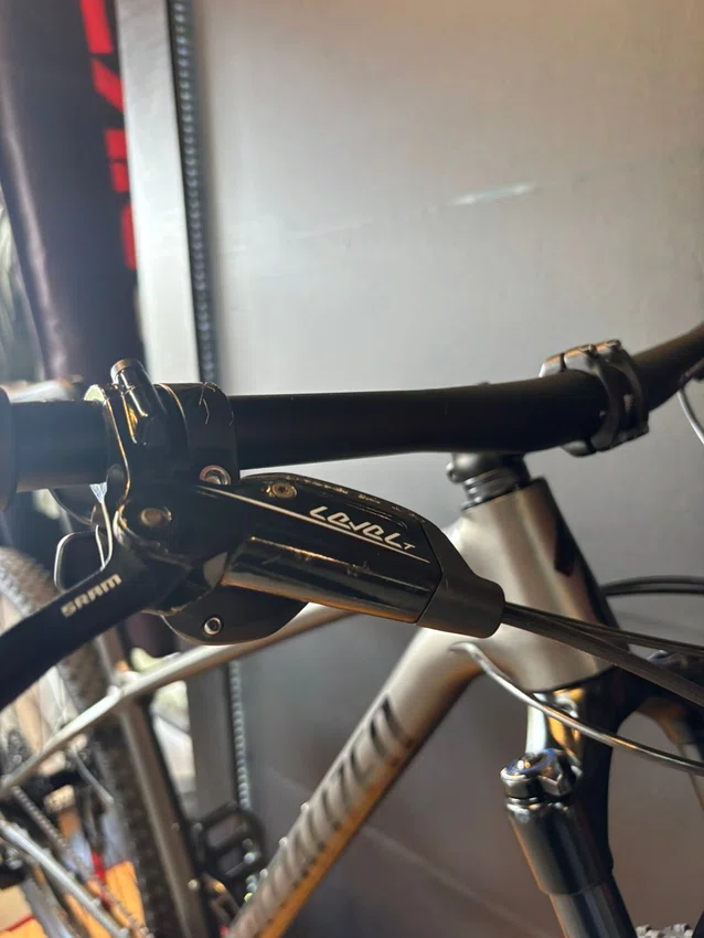 Bicicleta seminova a29 specialized chisel ht sram sx 12v t-17 grafite