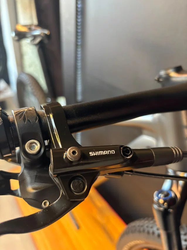 Bicicleta seminova a29 specialized chisel sram sx 12v t-17 cinza