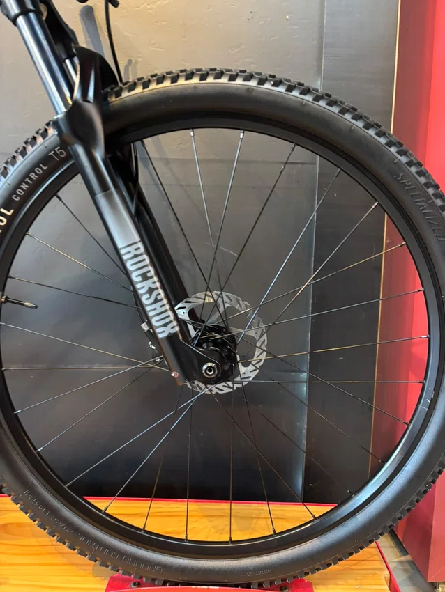 Bicicleta seminova a29 specialized chisel sram sx 12v t-17 cinza