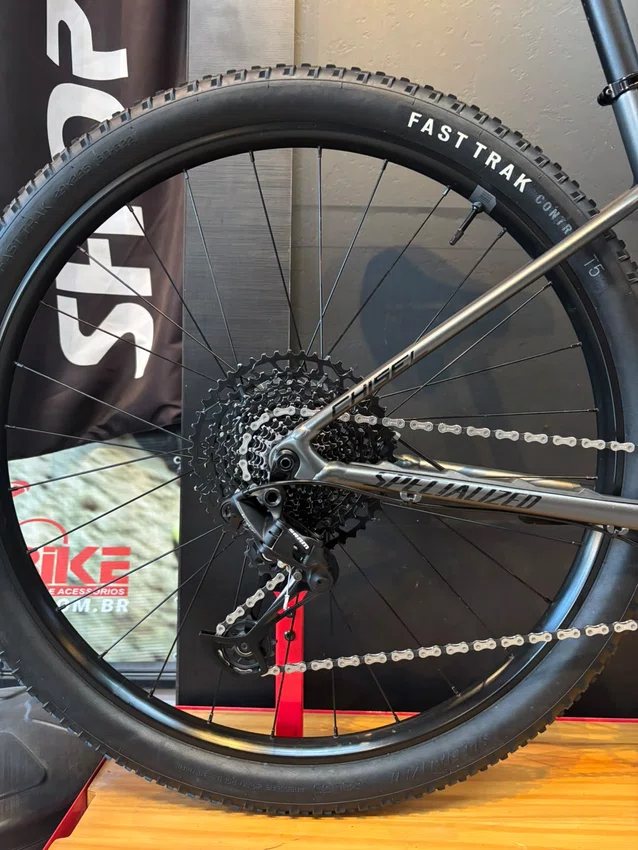 Bicicleta seminova a29 specialized chisel sram sx 12v t-17 cinza