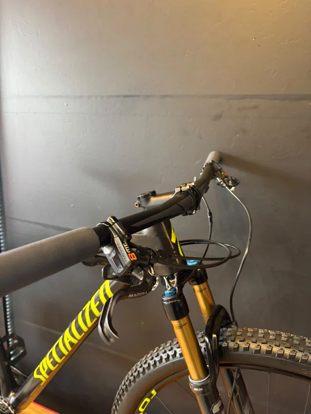 Bicicleta seminova a29 specialized epic gx t-17 12v preto/verde