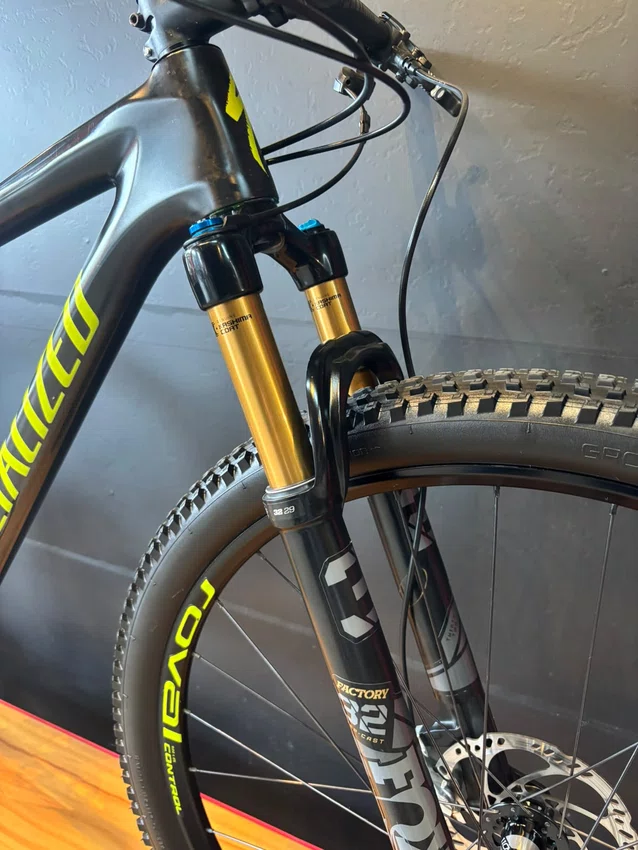Bicicleta seminova a29 specialized epic gx t-17 12v preto/verde