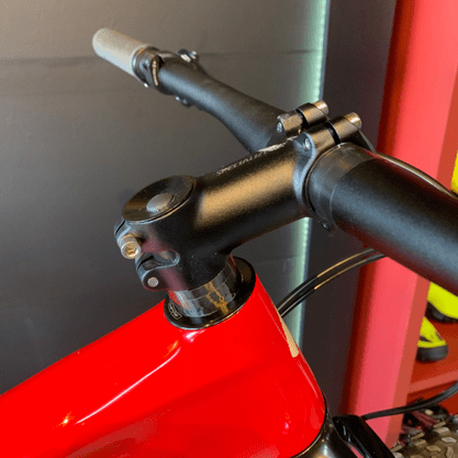 Bicicleta Specialized Epic Race Full Comp Carbon Aro 29 SLX 12v 2021 Vermelho e Branco -  Seminova