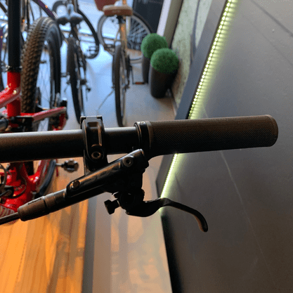 Bicicleta Specialized Epic Race Full Comp Carbon Aro 29 SLX 12v 2021 Vermelho e Branco -  Seminova