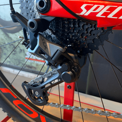Bicicleta Specialized Epic Race Full Comp Carbon Aro 29 SLX 12v 2021 Vermelho e Branco -  Seminova