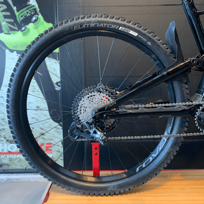 Bicicleta Specialized Turbo Levo SL Comp Carbon Aro 29 XO1 12v 2021 Preto e Prata - Seminova