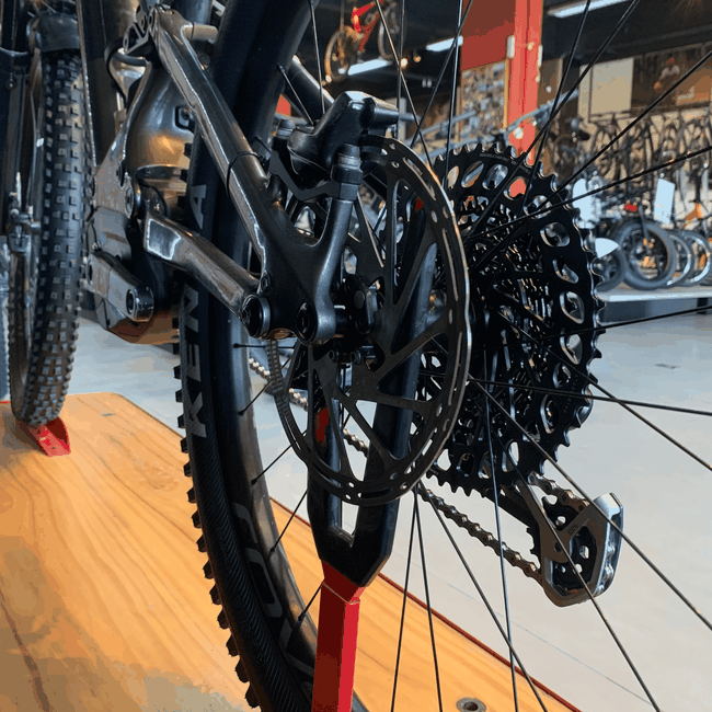 Bicicleta A29 Specialized Turbo Levo Expert X-01 12v T-S2 Preto e Cinza-Seminova