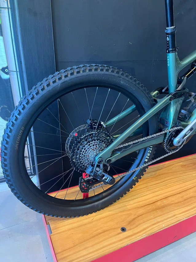 Bicicleta Specialized Turbo Levo G4 Expert Aro 29 Sram GX T-Type 12v 2024 Verde Seminova