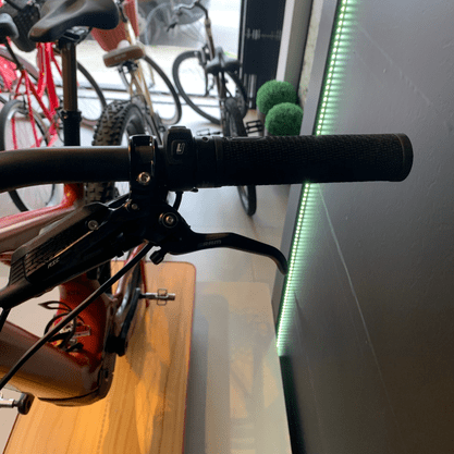 Bicicleta Specialized Turbo Levo Pro Aro 29 XO1 12v 2023 Laranja - Seminova
