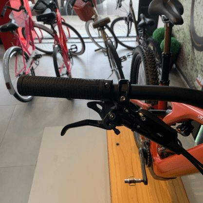 Bicicleta Specialized Turbo Levo Pro Aro 29 XO1 12v 2023 Laranja - Seminova