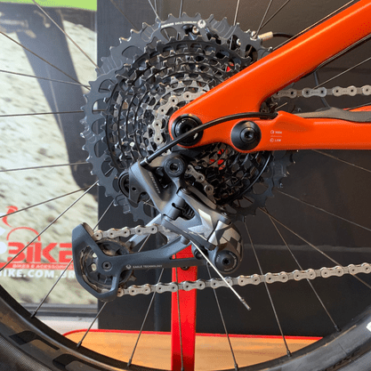 Bicicleta Specialized Turbo Levo Pro Aro 29 XO1 12v 2023 Laranja - Seminova