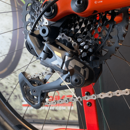 Bicicleta Specialized Turbo Levo Pro Aro 29 XO1 12v 2023 Laranja - Seminova