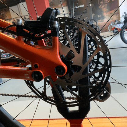 Bicicleta Specialized Turbo Levo Pro Aro 29 XO1 12v 2023 Laranja - Seminova