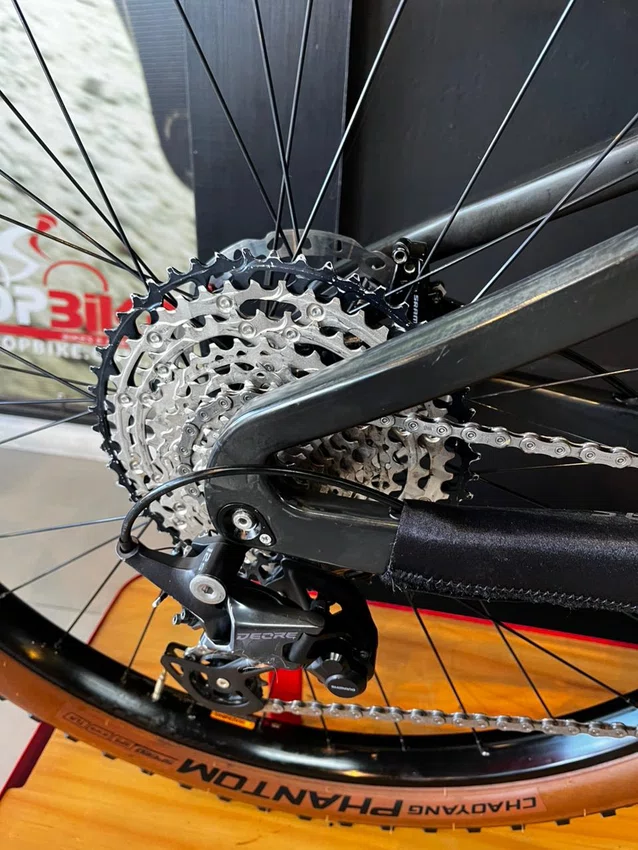 Bicicleta seminova a29 tsw all quest shimano deore 12v t-17 cinza/prata