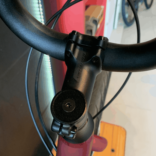 Bicicleta Specialized Roll 3.0 Microshift 8V 650B Bordo - Seminova