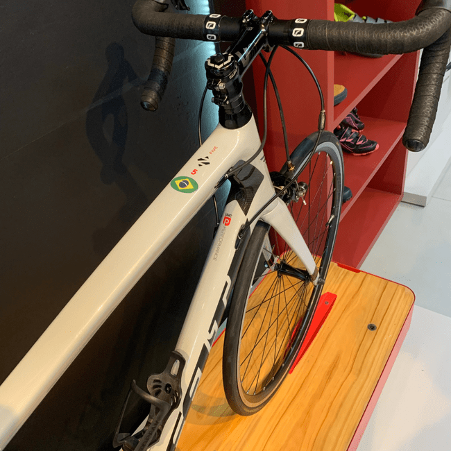 Bicicleta Felt Five 5 Aro 700 Shimano 105 22v Cinza e Preto - Seminova