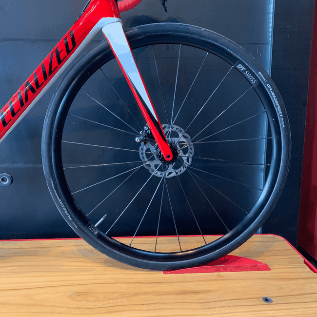 Bicicleta Specialized Tarmac SL6 Aro 700 105 22v Vermelha e Branca - Seminova