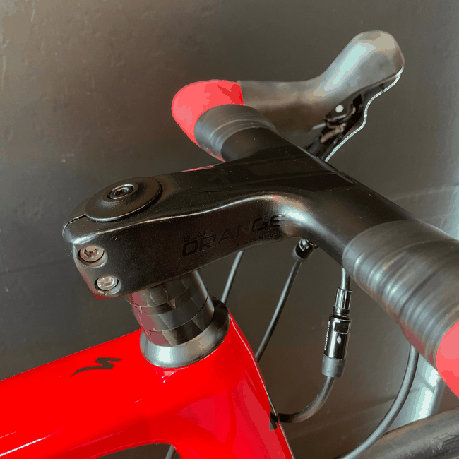 Bicicleta Specialized Tarmac SL6 Aro 700 105 22v Vermelha e Branca - Seminova