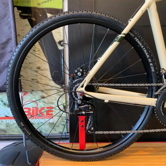 Bicicleta Sense Versa Comp Aro 700 Sora 18v Creme - Seminova