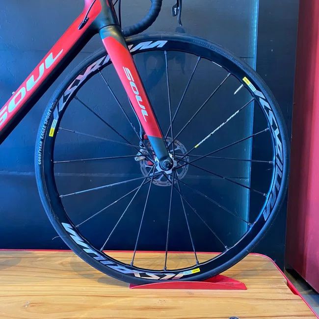 Bicicleta Soul 3r3 Ultra Light Ded Aro 700 22v Vermelho e Preto - Seminova