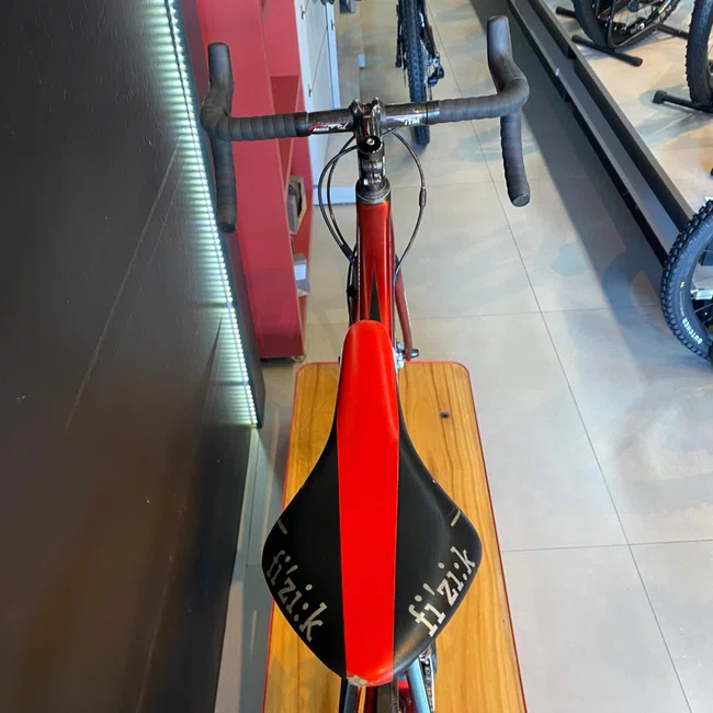 Bicicleta Soul 3r3 Ultra Light Ded Aro 700 22v Vermelho e Preto - Seminova