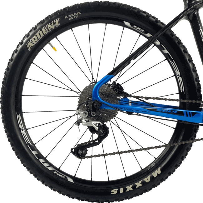 Bicicleta Soul Carbon 927 Aro 27,5 XT 30v Preta e Azul - Seminova