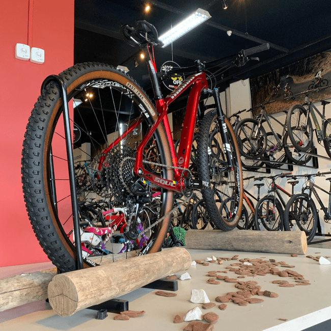 Bicicleta Soul Krakatoa Aro 29 NX 12V Vermelha e Prata - Seminova