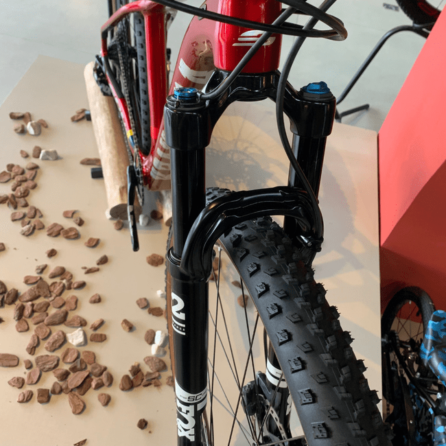 Bicicleta Soul Krakatoa Aro 29 NX 12V Vermelha e Prata - Seminova