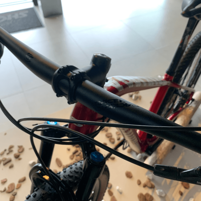 Bicicleta Soul Krakatoa Aro 29 NX 12V Vermelha e Prata - Seminova