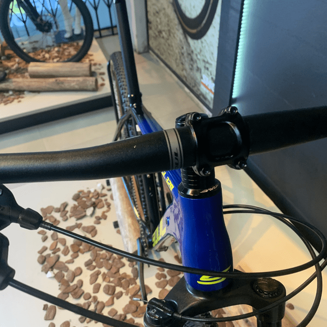 Bicicleta Soul SL329 Aro 29 SX 12v Azul e Amarelo e Preto - Seminova