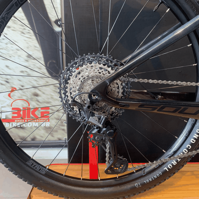Bicicleta Soul Volcano XT 12v T-19 Camaleão-Seminova
