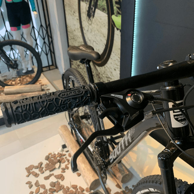 Bicicleta South Legend Aro 29 Tourney 21v Preto e Cinza