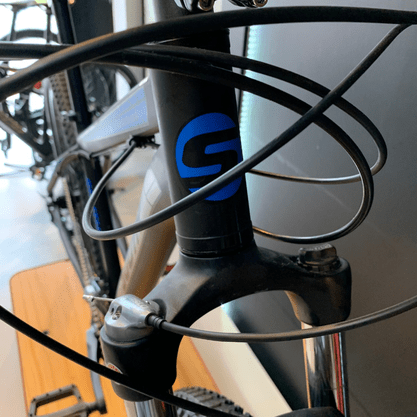 Bicicleta South Super Speed HD Aro 29  Altus 18v Preto e Azul
