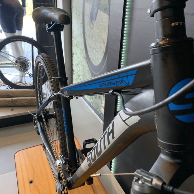 Bicicleta South Super Speed HD Aro 29 Altus 18v Preto e Azul