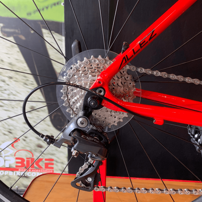 Bicicleta Specialized Allez E5 Aro 700 Claris 16v 2022 Vermelho e Preto