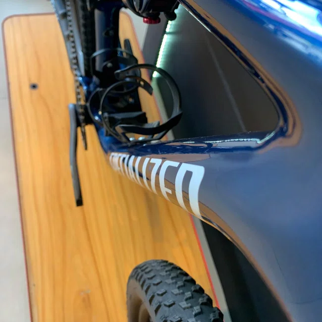 Bicicleta Specialized Aro 29 Epic Race Comp gx 12v Azul e Branco - Seminova