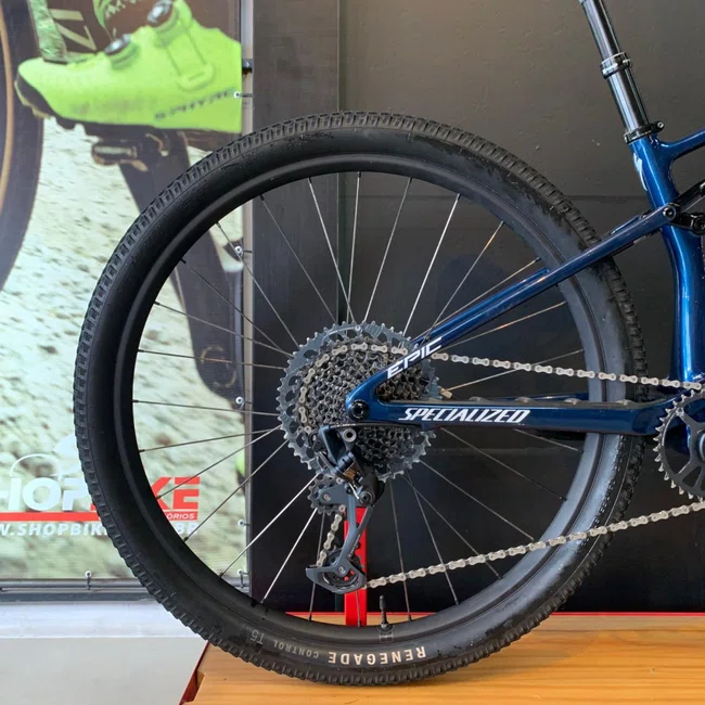 Bicicleta Specialized Aro 29 Epic Race Comp gx 12v Azul e Branco - Seminova