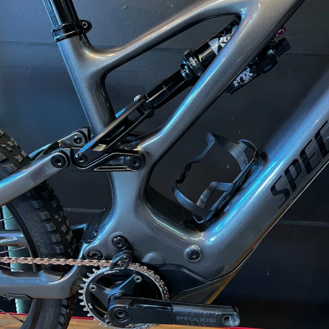 Bicicleta Specialized Aro 29 Levo G3 Comp Carbon 12v Grafite e Preto - Seminova