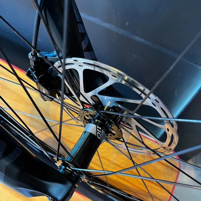 Bicicleta Specialized Aro 29 Turbo Levo Comp Alloy Xo1 12V Cinza e Laranja - Seminova