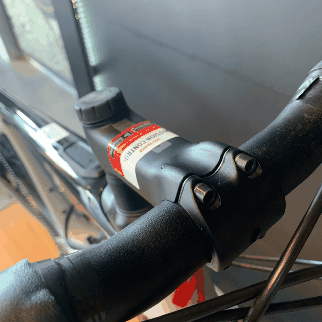 Bicicleta Specialized Aro 700 Creo SL Comp Carbon GRX 11v Cinza e Preto - Seminova