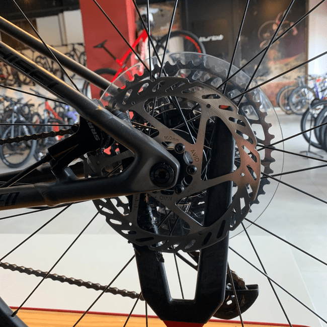 Bicicleta Specialized Chisel HT Aro 29 SX 12v 2022 Cinza Escuro e Preto