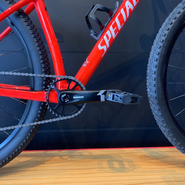 Bicicleta Specialized Epic Comp Aro 29 GX 12V Vermelho e Branco - Seminova