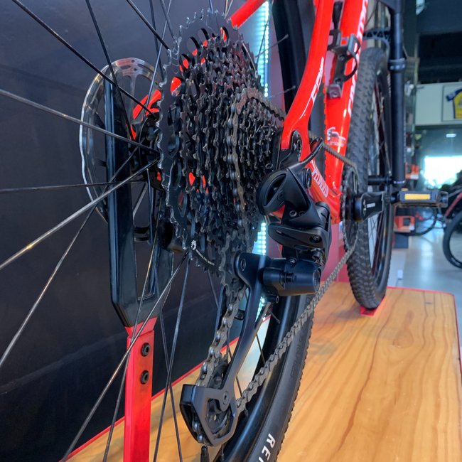 Bicicleta Specialized Epic Comp Aro 29 GX 12V Vermelho e Branco - Seminova